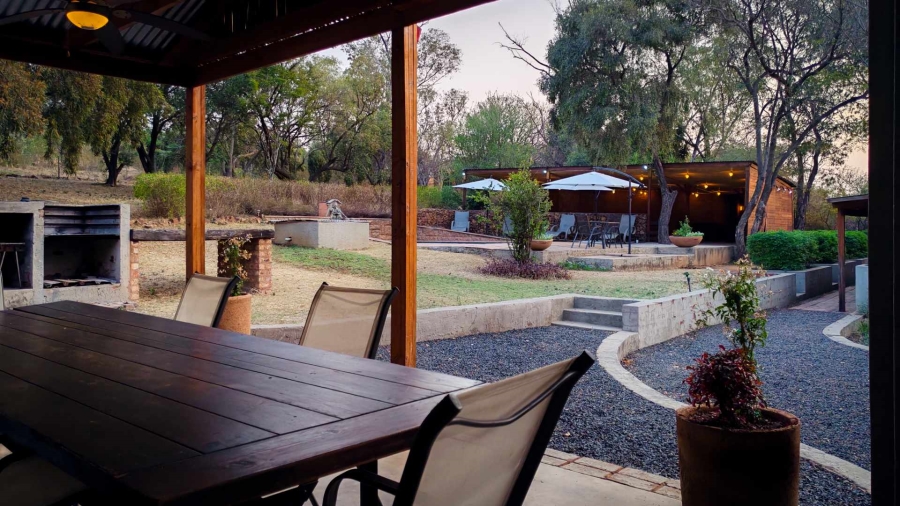 10 Bedroom Property for Sale in Hartbeespoort Rural North West